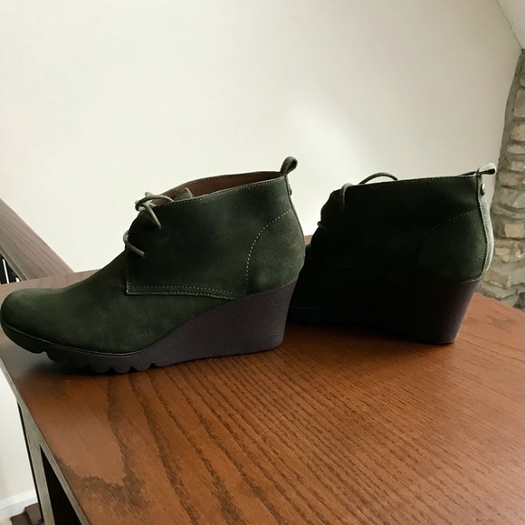 Donald J. Pliner “Makko” Suede Wedge Ankle Boots, 10M - Picture 2 of 6